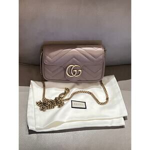 Gucci GG Marmont Super Mini